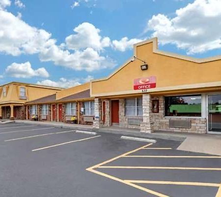 Econo Lodge Erlanger Zewnętrze zdjęcie
