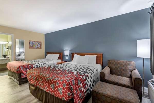 Econo Lodge Erlanger Zewnętrze zdjęcie