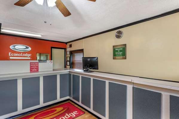 Econo Lodge Erlanger Zewnętrze zdjęcie