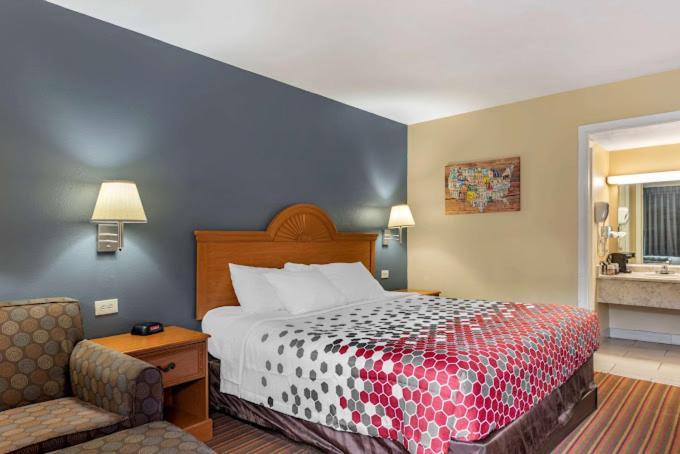 Econo Lodge Erlanger Zewnętrze zdjęcie